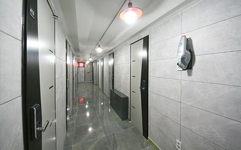 스프링클러, 소화기, 화재감지기, CCTV